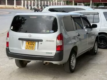 Toyota Succeed