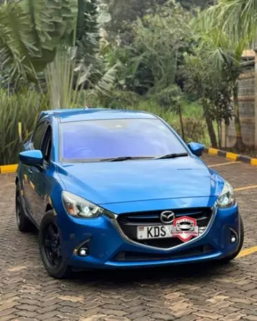 Mazda Demio 