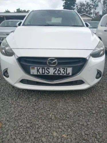 Mazda Demio 