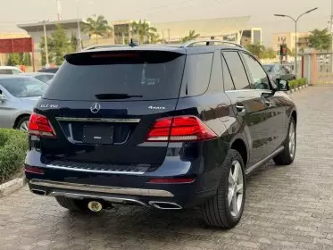 Mercedes-Benz GLE 350