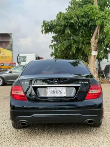 Mercedes-Benz C 300