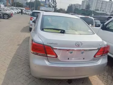 Toyota Premio
