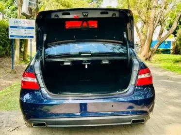 Mercedes-Benz E250