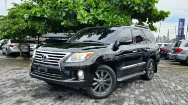 Lexus LX 570