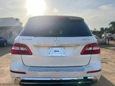 Mercedes-Benz ML 400