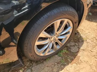 Nissan Fuga Hybrid