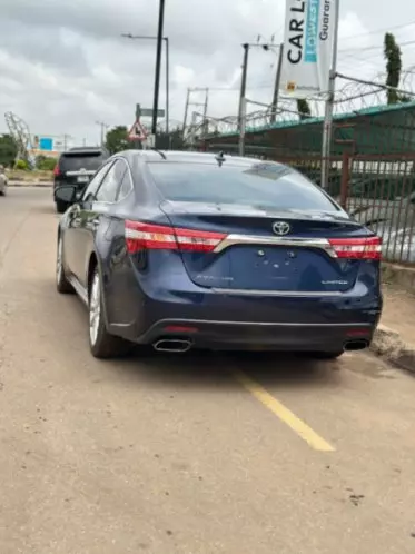 Toyota Avalon