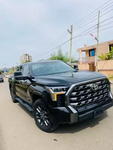 Toyota Tundra