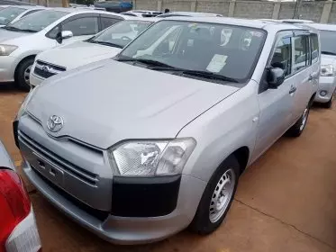 Toyota Succeed