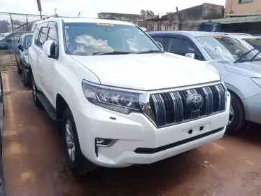 Toyota Landcruiser Prado