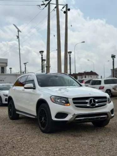 Mercedes-Benz GLC 300