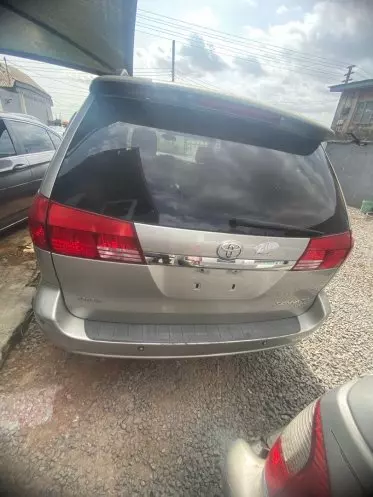 Toyota Sienna