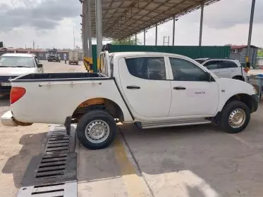 Mitsubishi L200 D/C GL Did