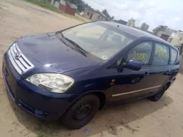 Toyota Avensis Verso