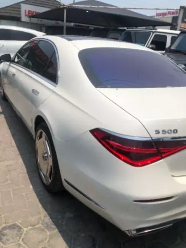 Mercedes-Benz S 500