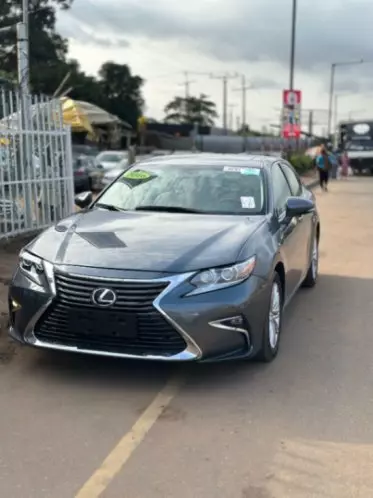 Lexus ES 350