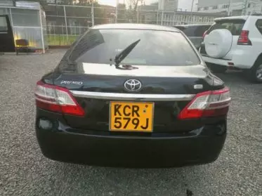 Toyota Premio 
