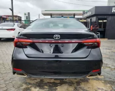 Toyota Avalon