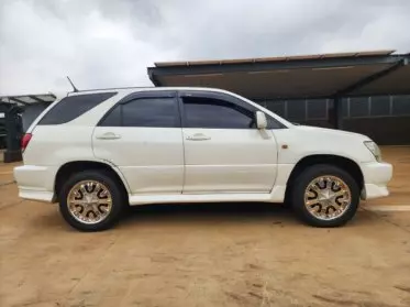 Lexus RX 200