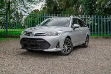 Toyota Fielder 