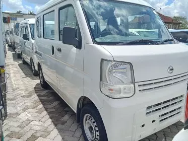 Nissan NV 100 clipper 