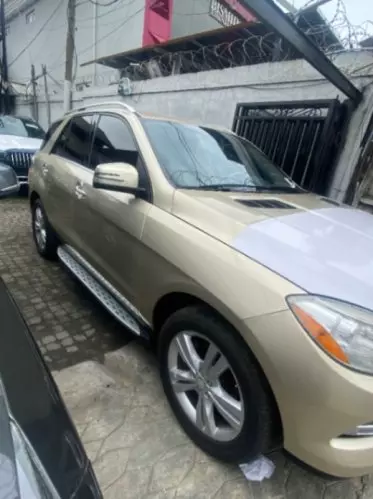 Mercedes-Benz ML 350