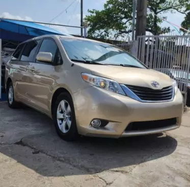 Toyota Sienna