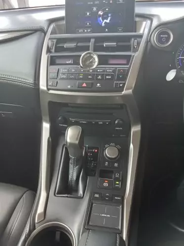 Lexus NX300h Hybrid