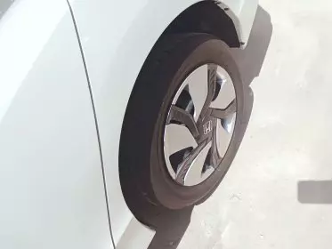 Honda Grace Hybrid