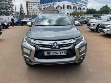 Mitsubishi Pajero Sport