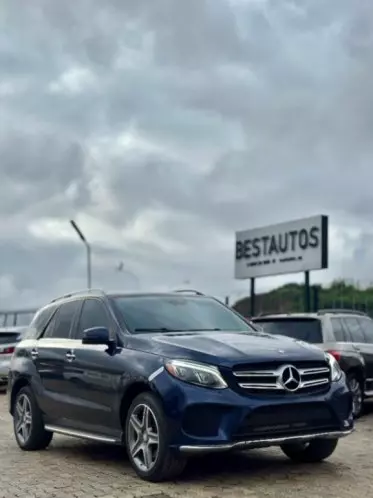 Mercedes-Benz GLE 400