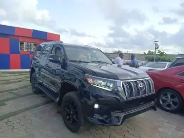 Toyota Landcruiser Prado