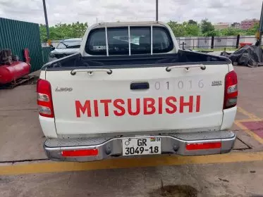 Mitsubishi L200 D/C GL Did