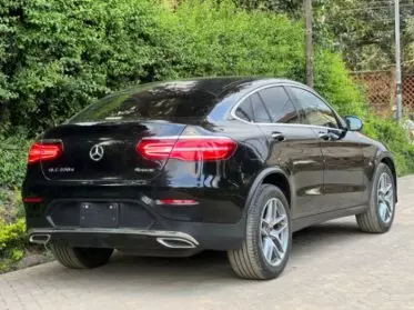 Mercedes-Benz GLC 220