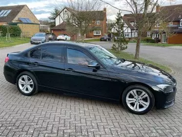 BMW 320i