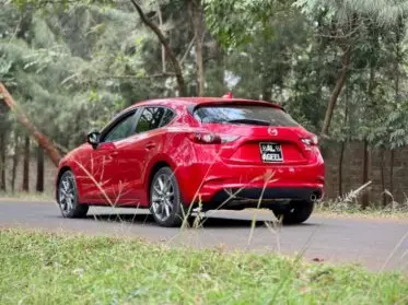 Mazda Axela