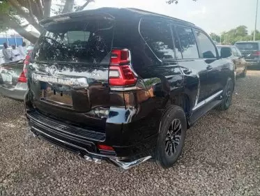 Toyota Land Cruiser Prado TX L