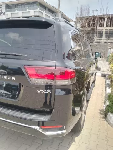 Toyota Landcruiser 300 VXR