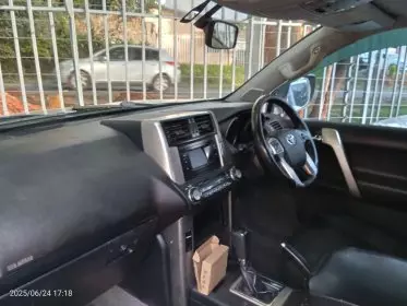 Toyota Landcruiser Prado