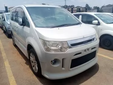 Mitsubishi Delica