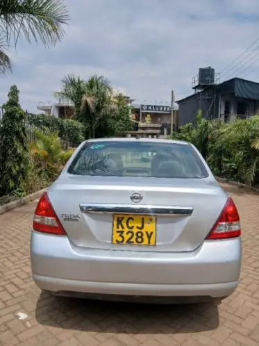 Nissan Tiida