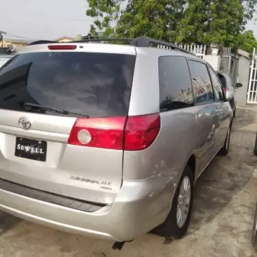 Toyota Sienna