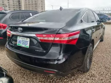 Toyota Avalon