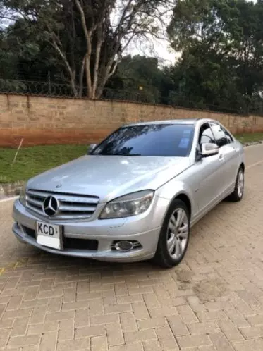 Mercedes-Benz C 200