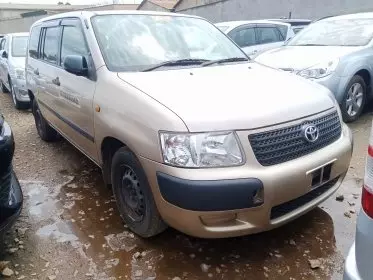 Toyota Succeed