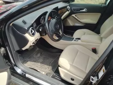Mercedes-Benz GLA 250