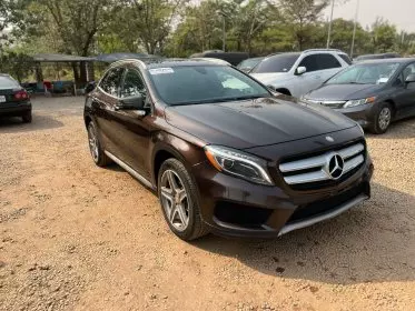 Mercedes-Benz GLA 250