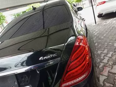 Mercedes-Benz S 560