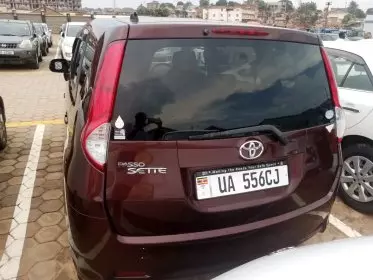 Toyota Passo Sette