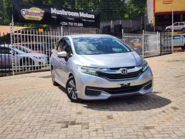 Honda Fit shuttle 